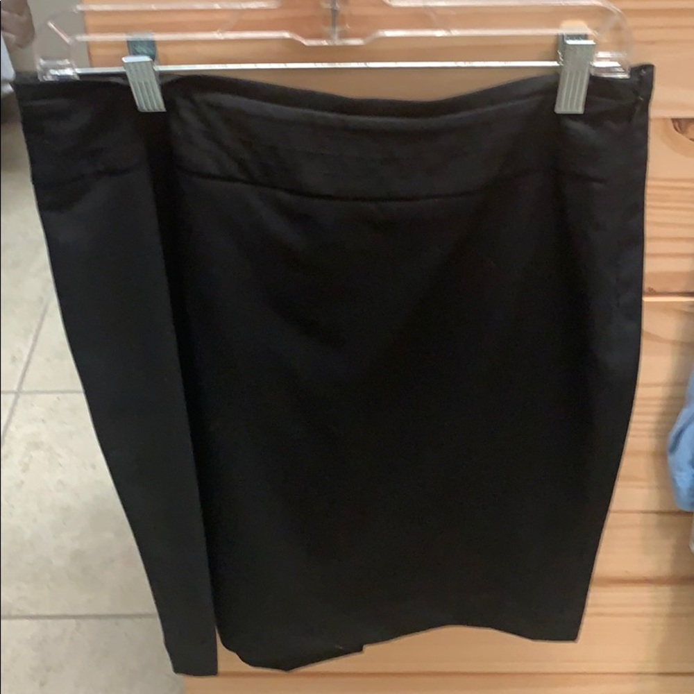 Black skirt